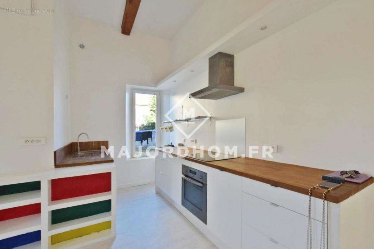 Appartement à MARSEILLE-9E