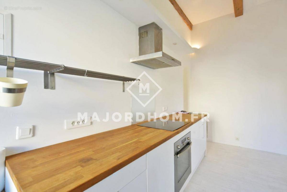 Appartement à MARSEILLE-9E