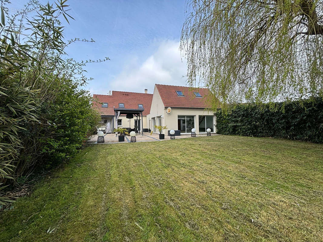 Maison à COMPIEGNE