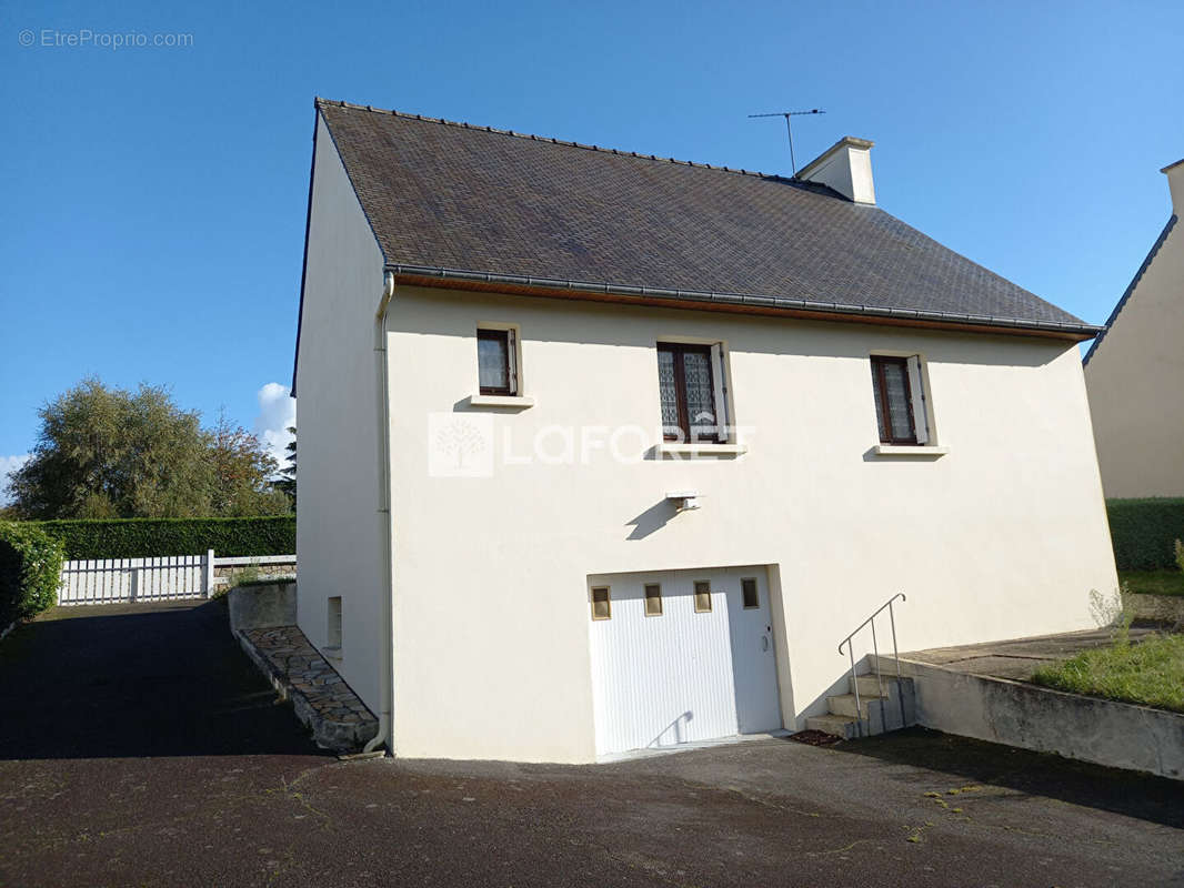 Maison à GUINGAMP