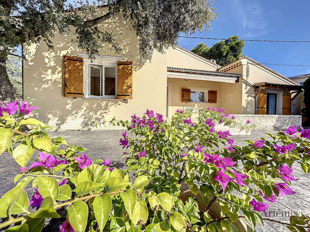 Maison à SORGUES