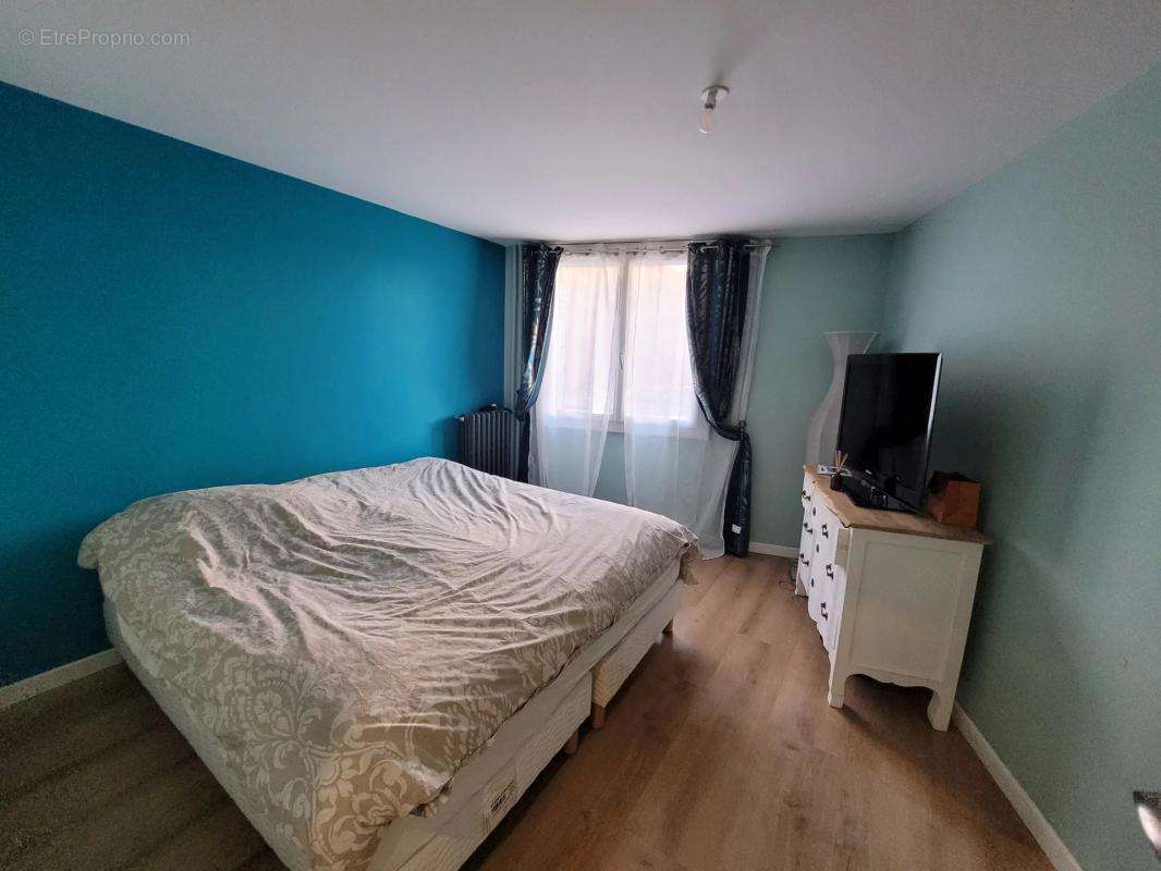 Appartement à MARSEILLE-5E