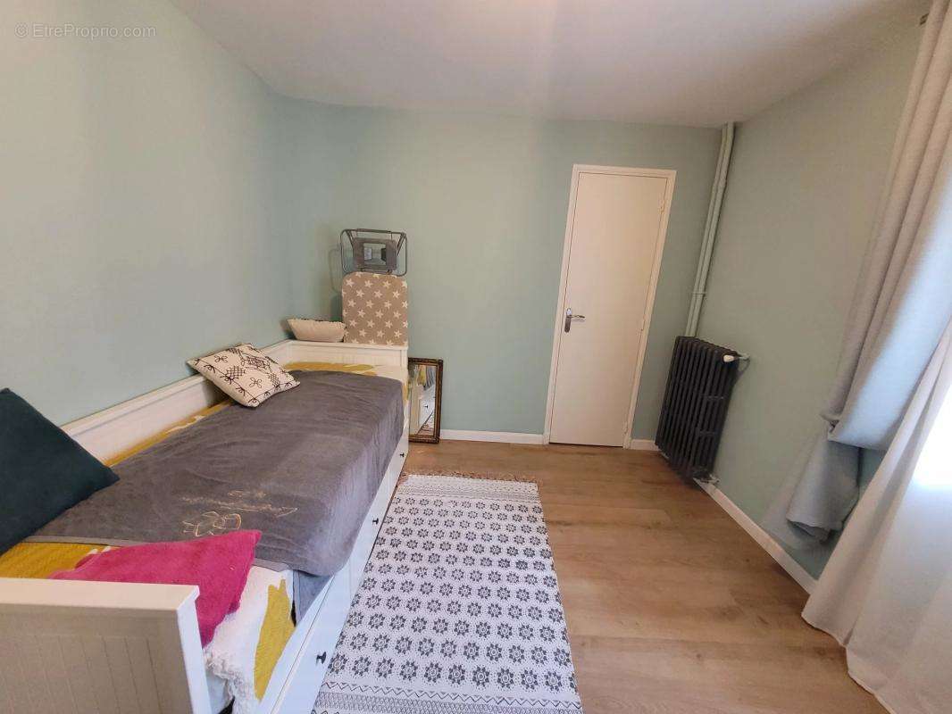 Appartement à MARSEILLE-5E