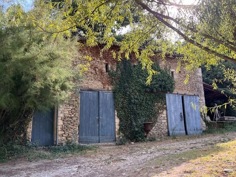 Maison à LA ROQUE-SUR-PERNES