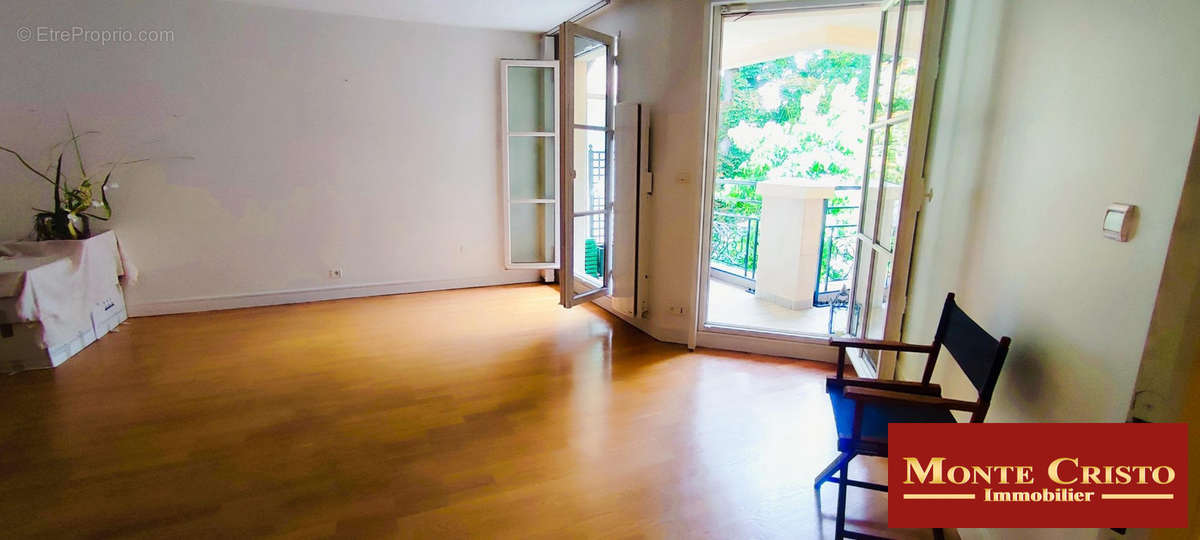 Appartement à VERSAILLES