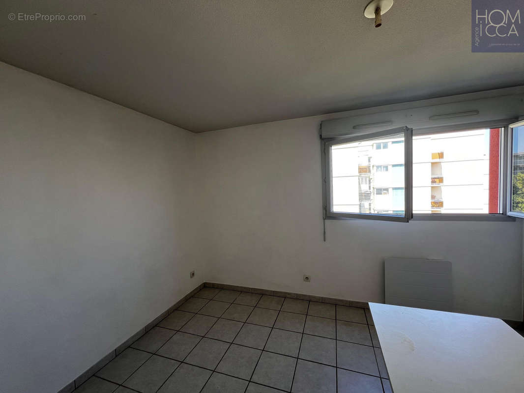 Appartement à LYON-8E