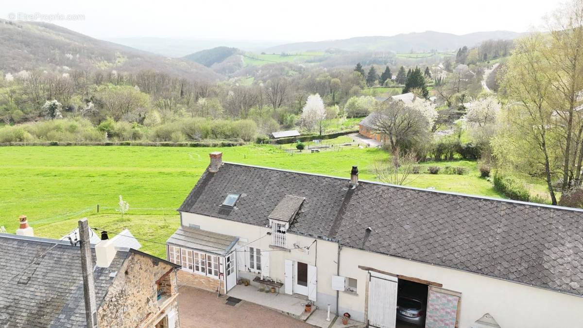 Maison à VILLAPOURCON