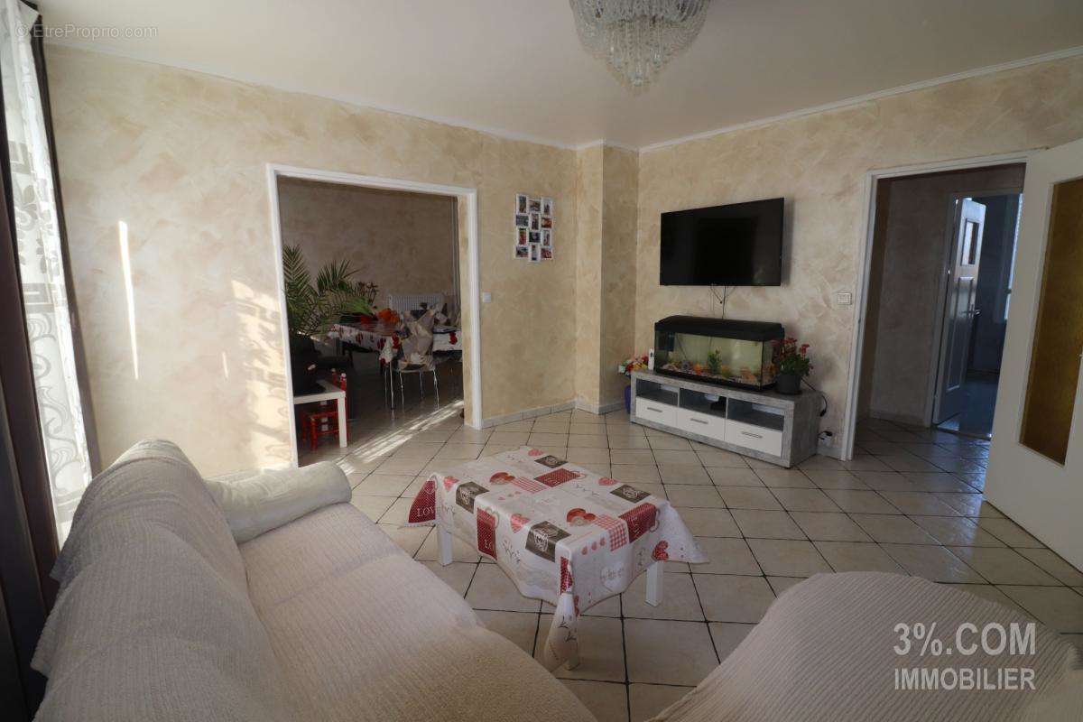 Appartement à MONTELIMAR