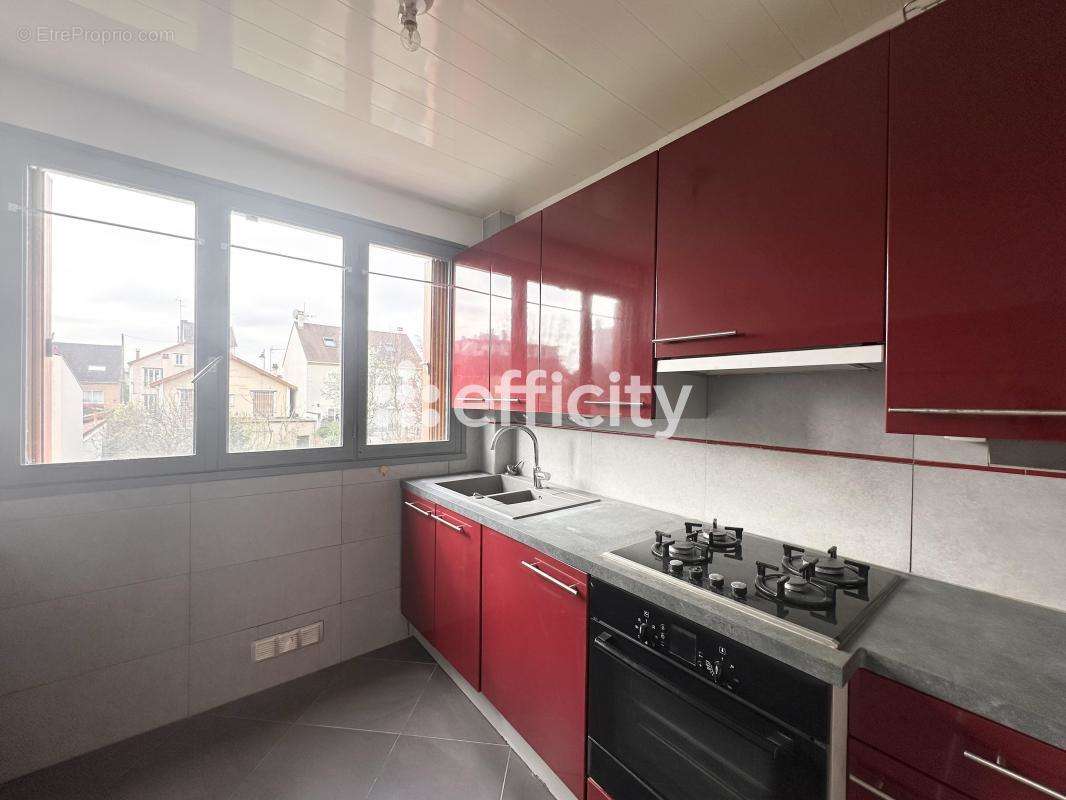 Appartement à MAISONS-ALFORT