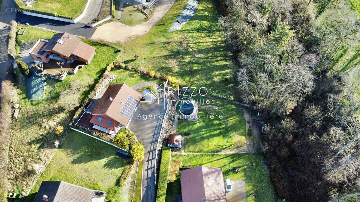 Maison à CHOISY