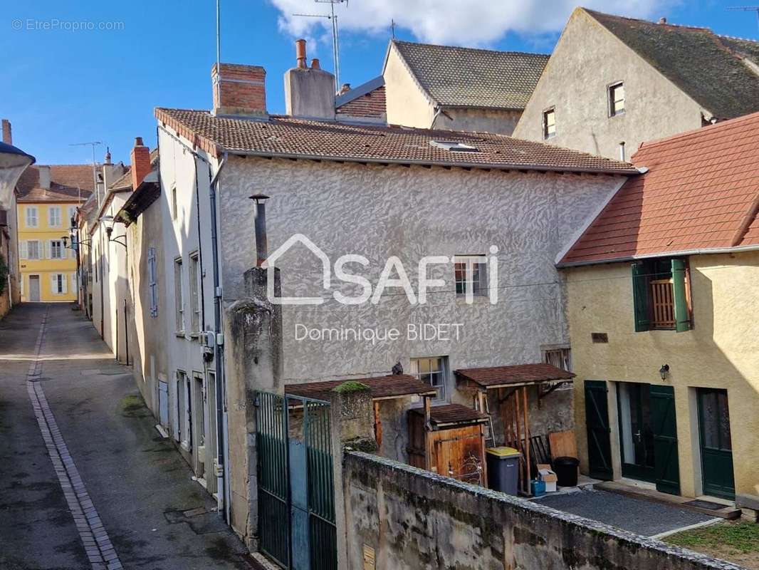 Photo 9 - Appartement à SAINT-POURCAIN-SUR-SIOULE