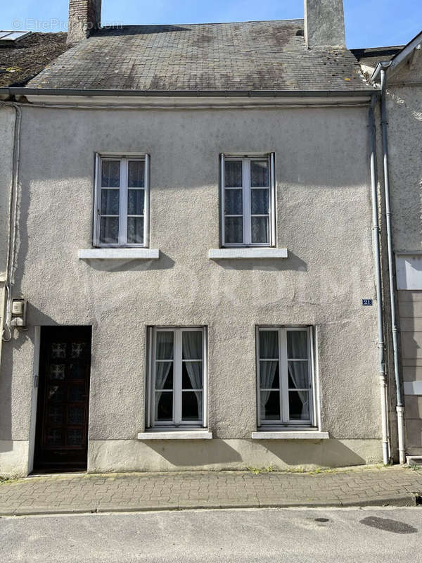 Maison à POUILLY-SUR-LOIRE