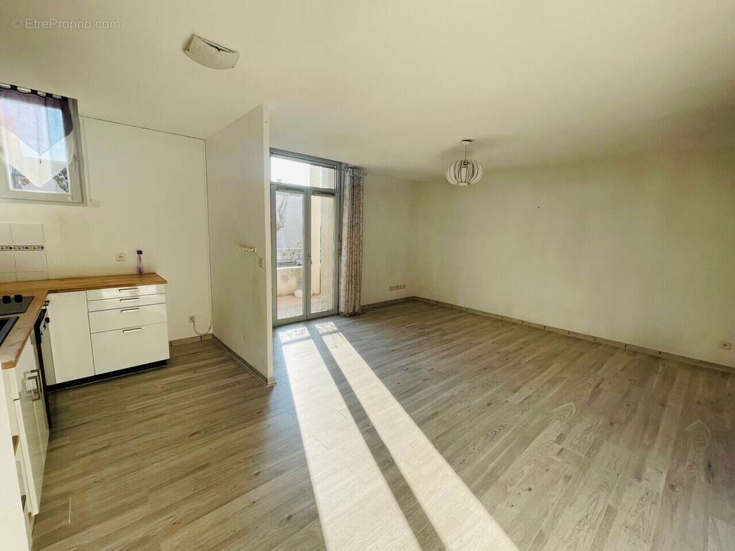 Appartement à BOURG-DE-PEAGE