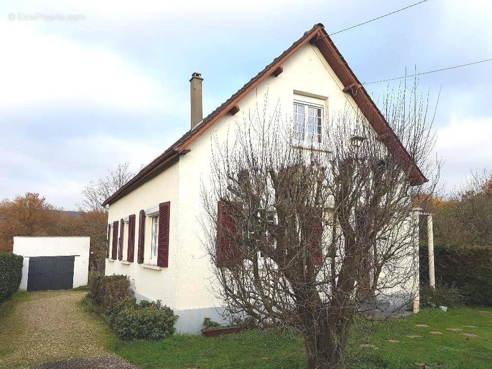 Maison à CLEON