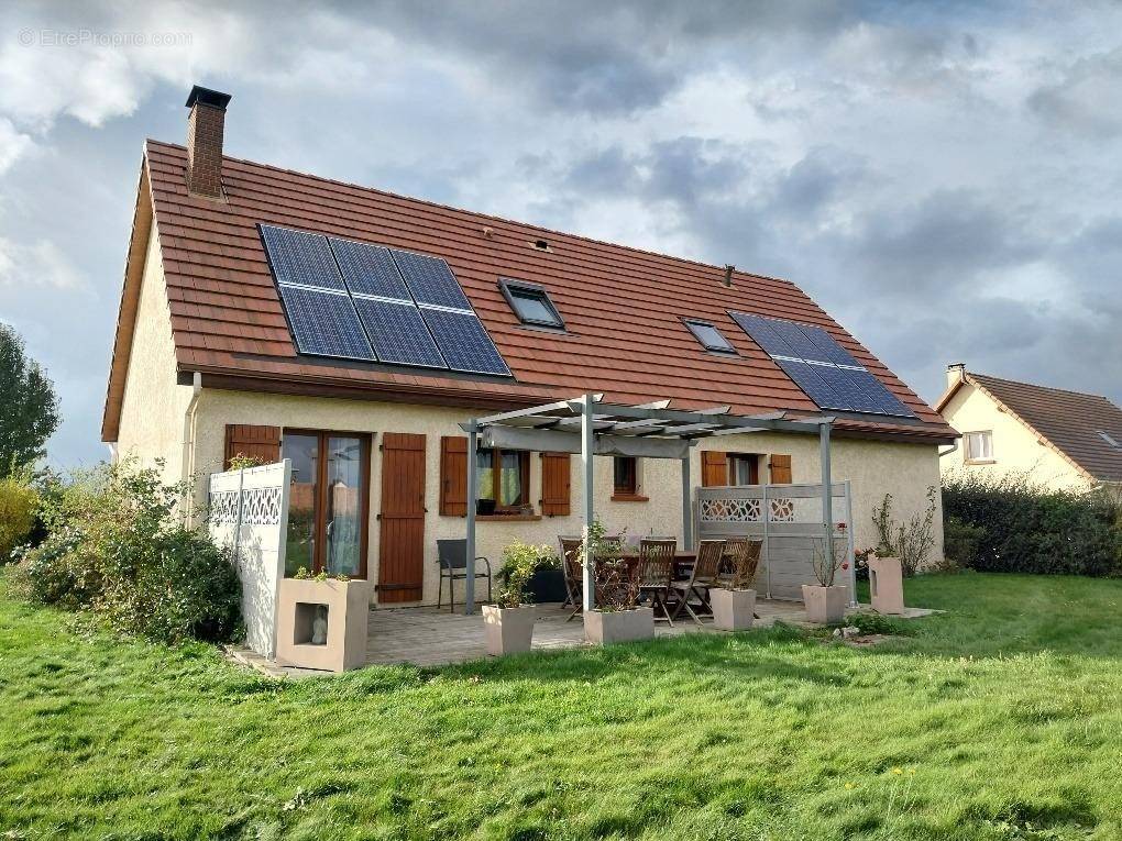 Maison à TOURVILLE-LA-CAMPAGNE