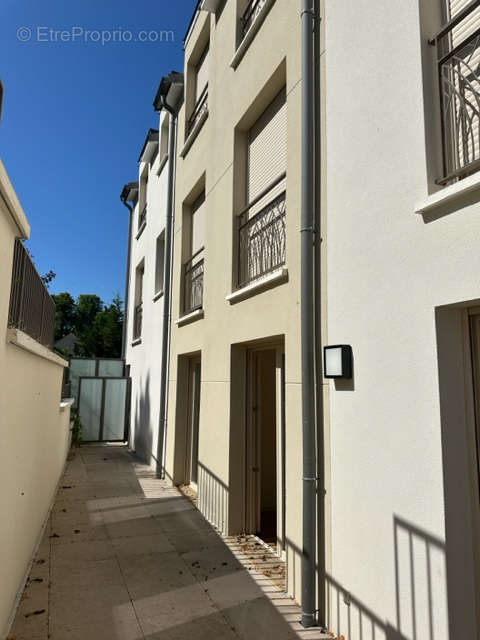 Appartement à CHENNEVIERES-SUR-MARNE