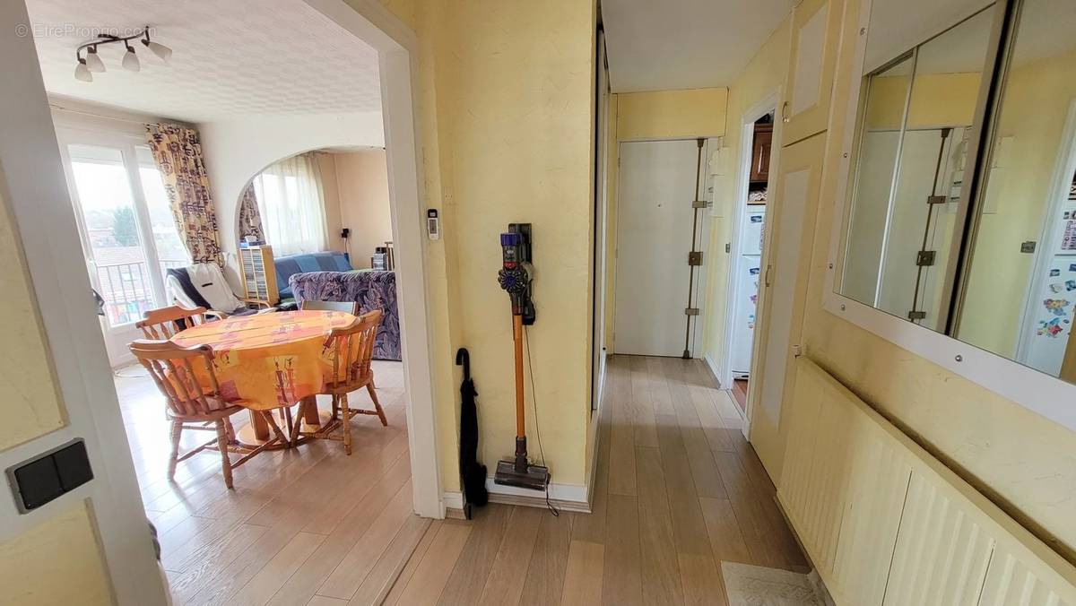 Appartement à CHELLES