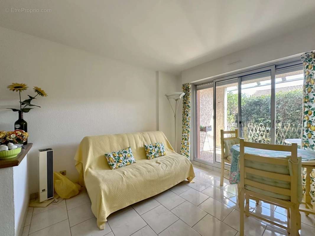 Appartement à VILLENEUVE-LOUBET