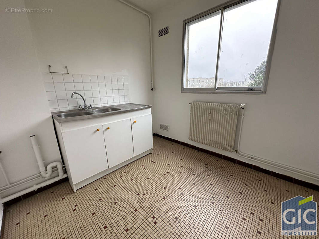 Appartement à HEROUVILLE-SAINT-CLAIR