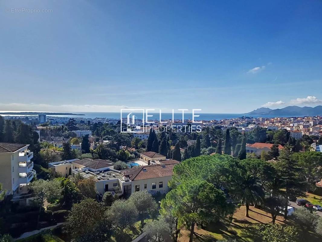 Appartement à CANNES