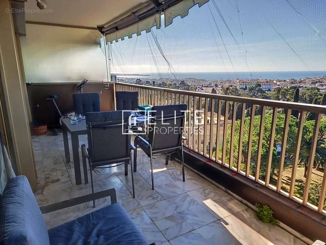 Appartement à CANNES