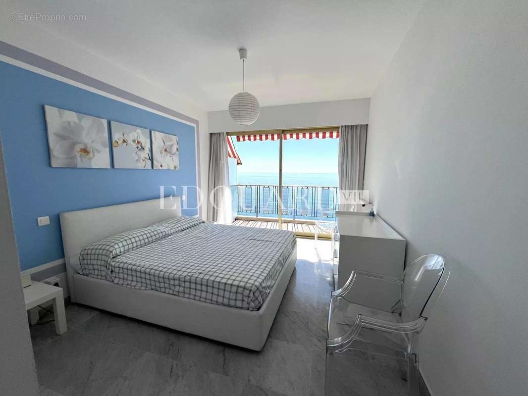 Appartement à ROQUEBRUNE-CAP-MARTIN