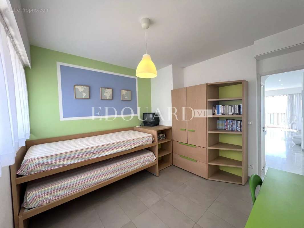 Appartement à ROQUEBRUNE-CAP-MARTIN