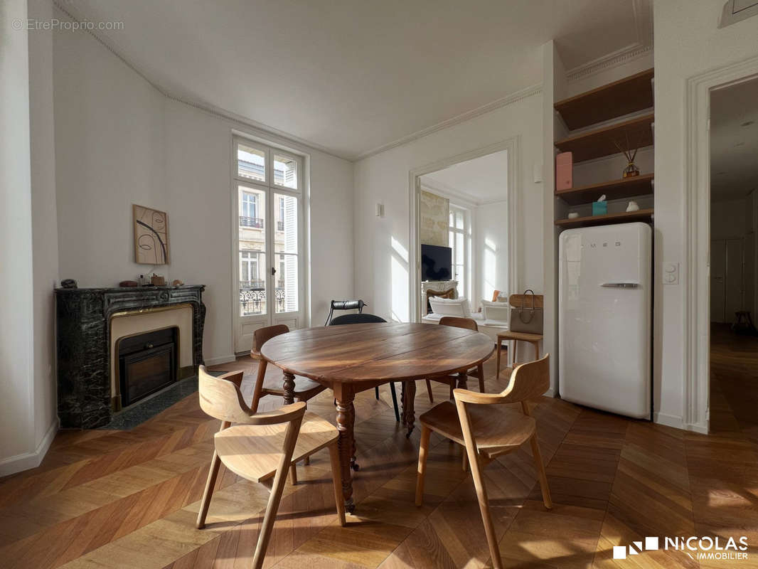 Appartement à BORDEAUX