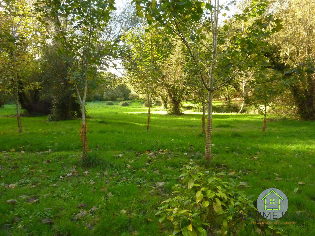 Terrain à QUIMPER