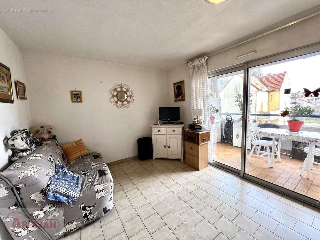 Appartement à PORT-SAINT-LOUIS-DU-RHONE