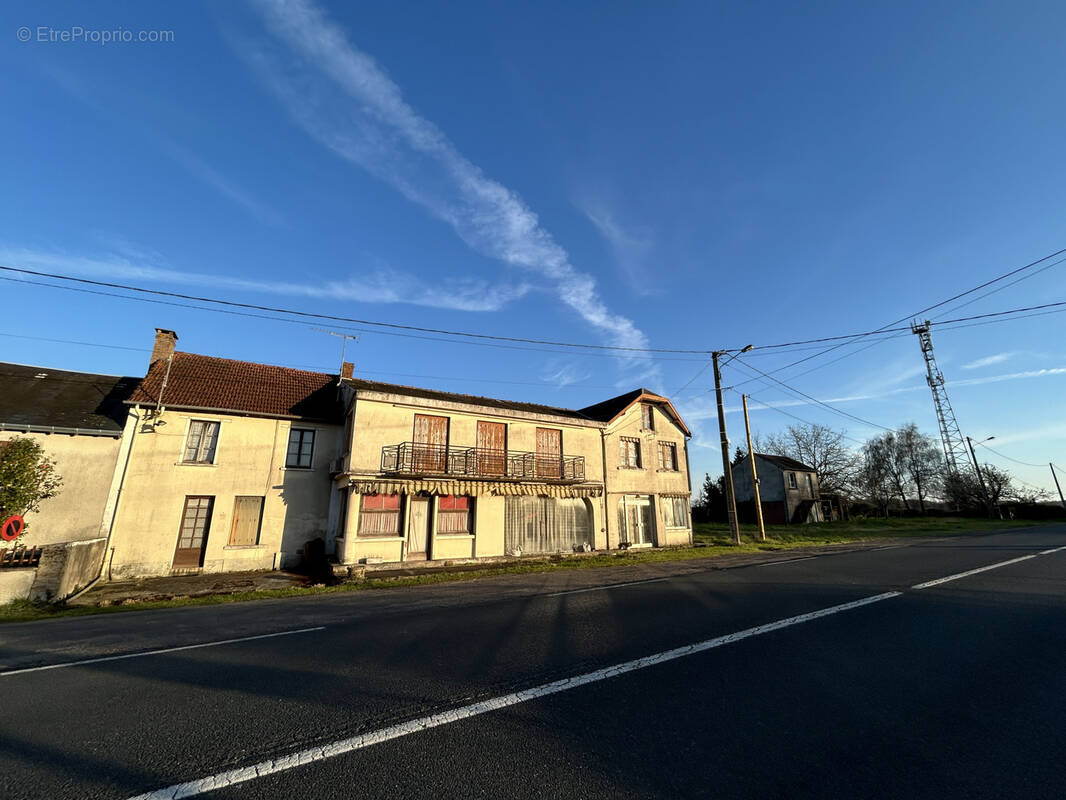 Maison à MOUHET