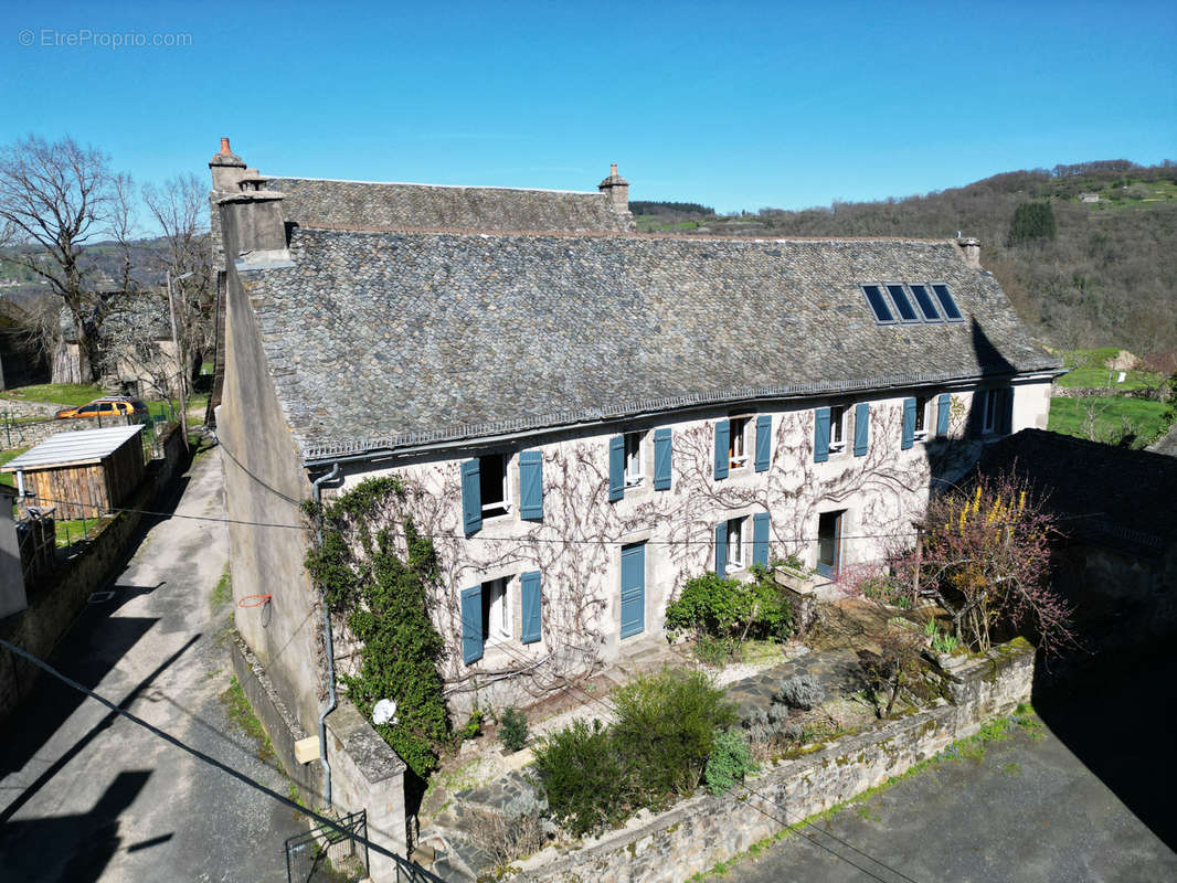 Maison à GOLINHAC