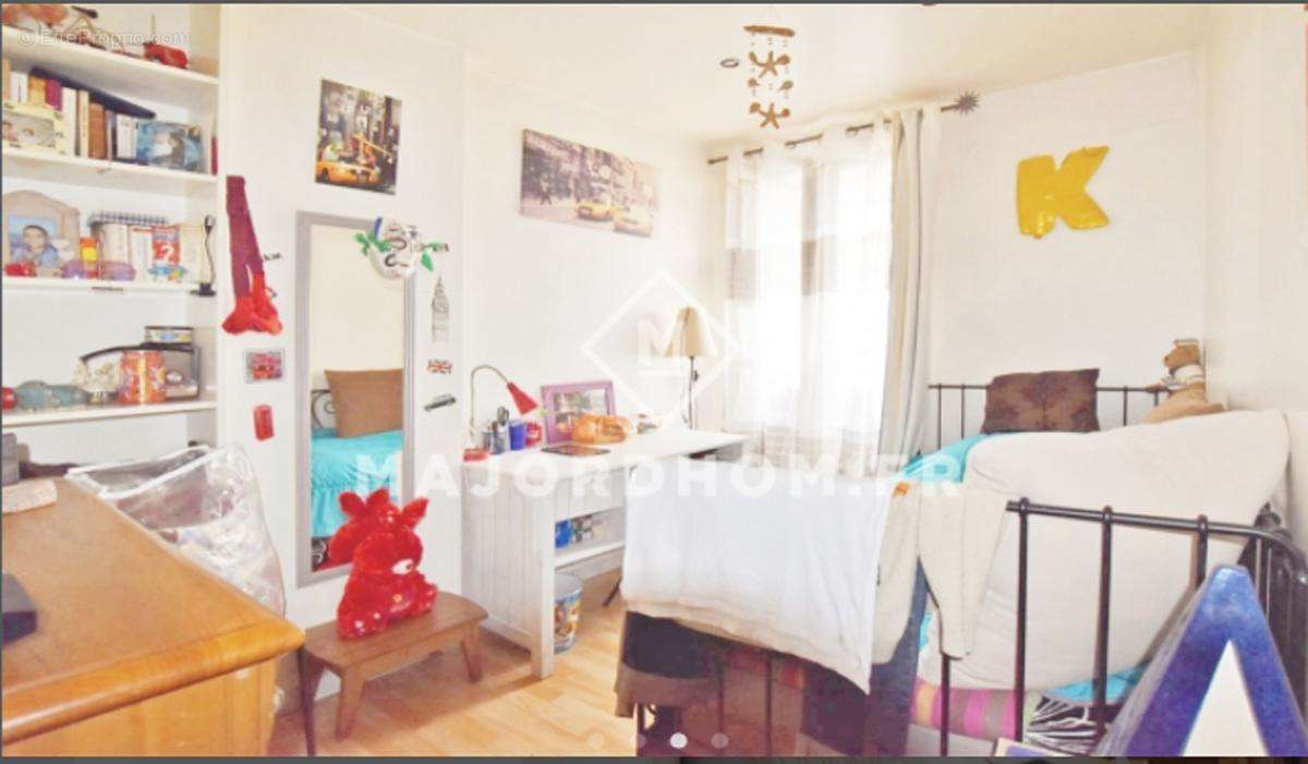 Appartement à MARSEILLE-4E