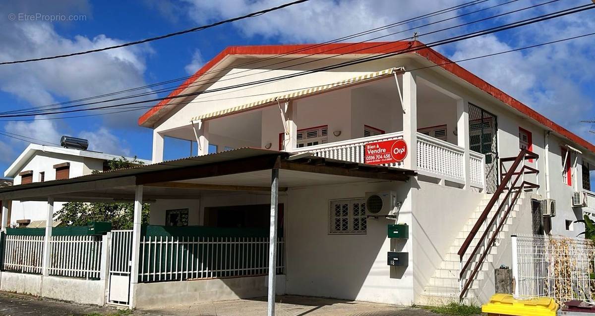 Maison à SAINTE-ANNE