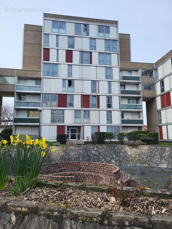 Appartement à PIERREFITTE-SUR-SEINE