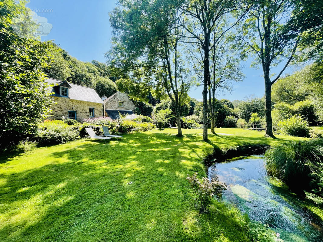 Maison à MELGVEN