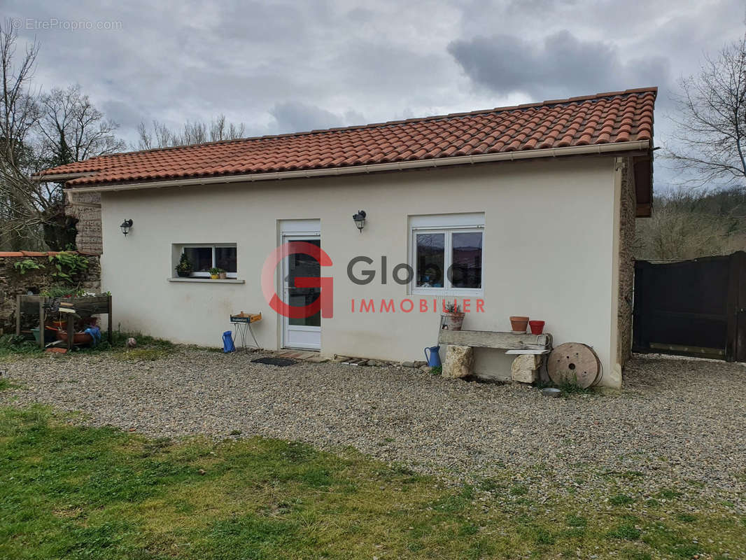 Maison à GRENADE-SUR-L&#039;ADOUR