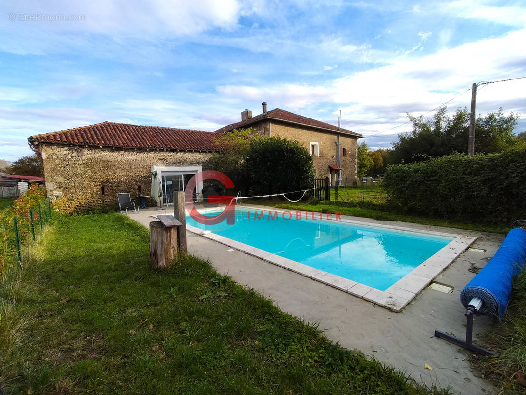 Maison à GRENADE-SUR-L&#039;ADOUR