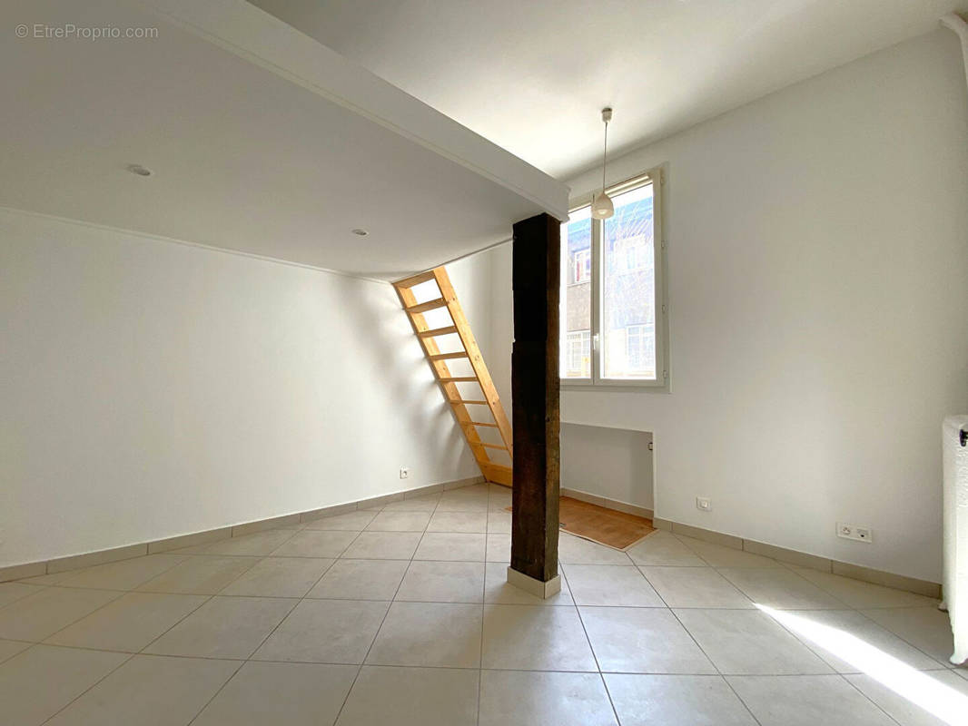 Appartement à CLICHY