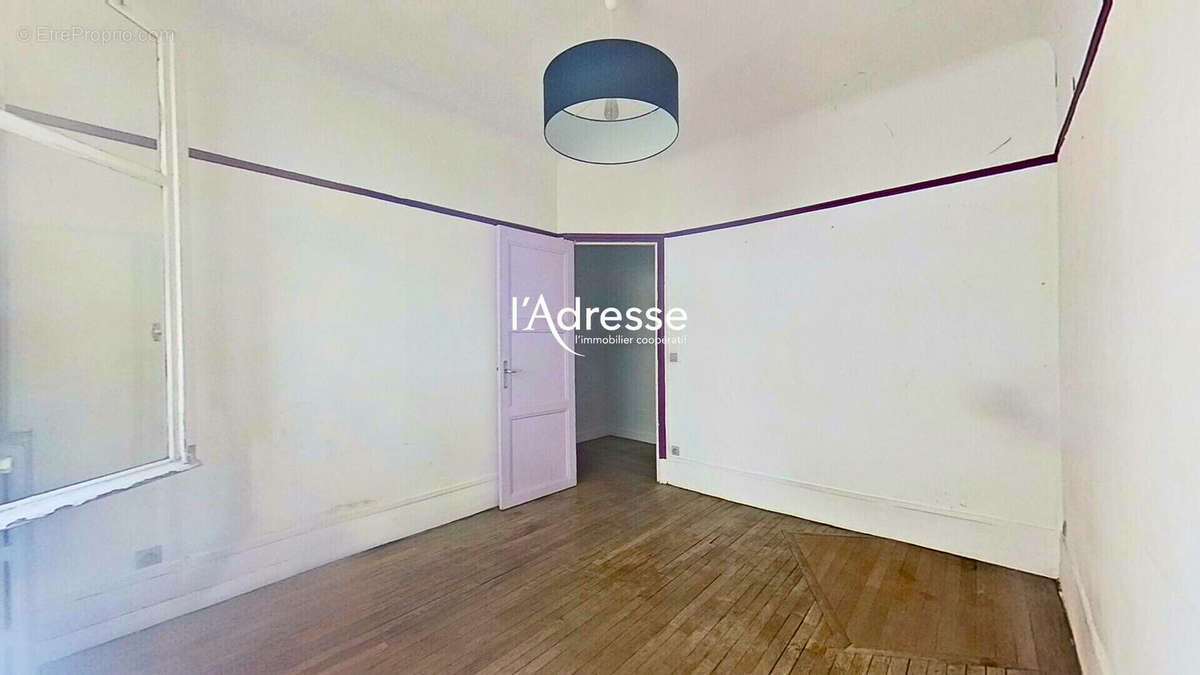 Appartement à PARIS-14E