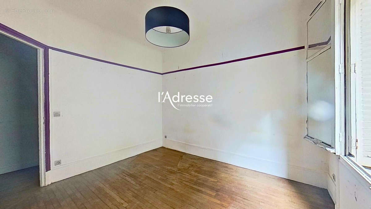 Appartement à PARIS-14E