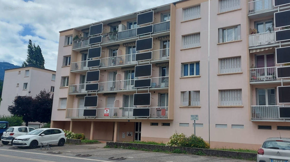 Appartement à SEYSSINET-PARISET