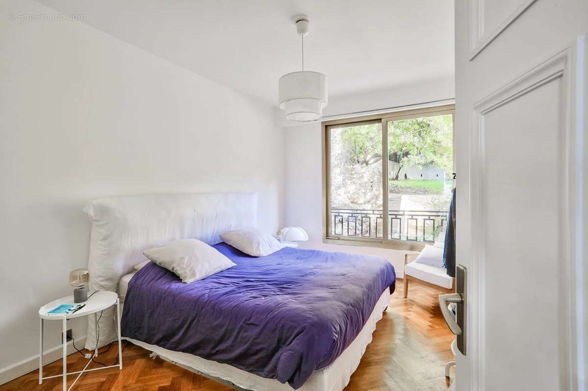 Appartement à PARIS-10E