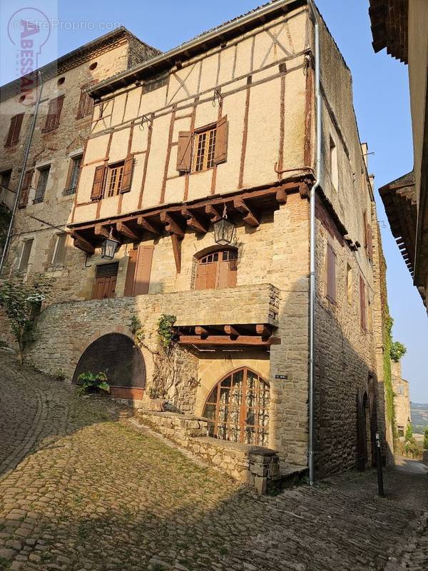 Maison à CORDES-SUR-CIEL