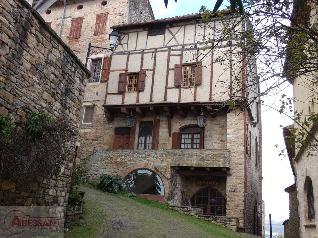 Maison à CORDES-SUR-CIEL