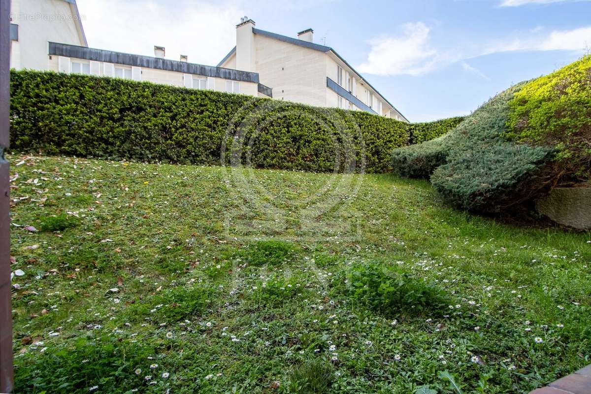 Appartement à LOUVECIENNES