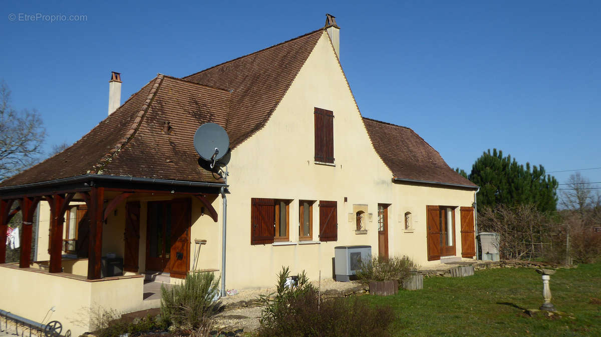 Maison à SIORAC-EN-PERIGORD