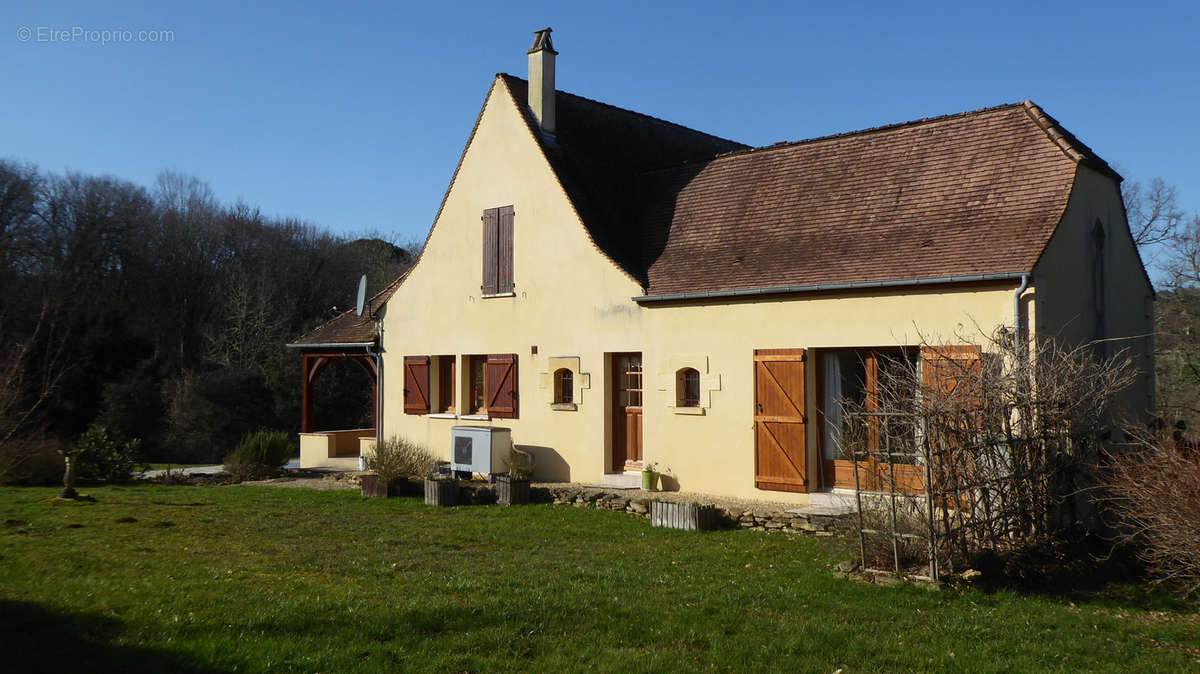 Maison à SIORAC-EN-PERIGORD