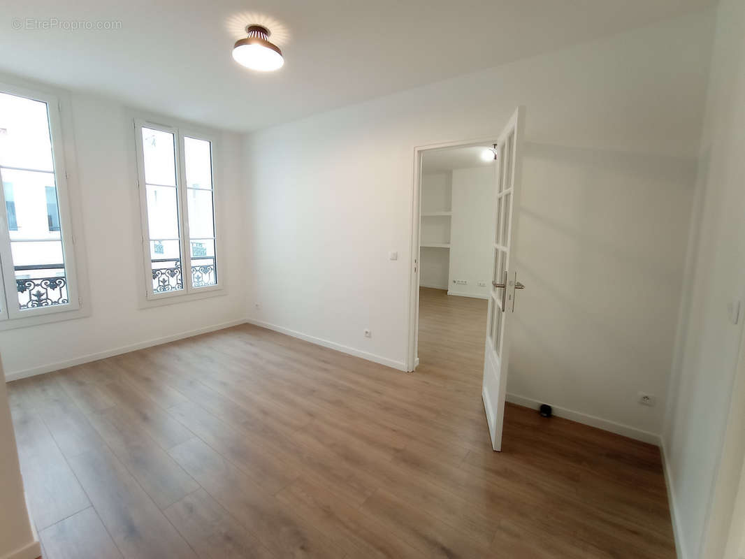 Appartement à PARIS-4E