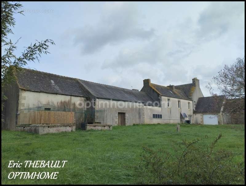 Maison à PLOUGONVEN